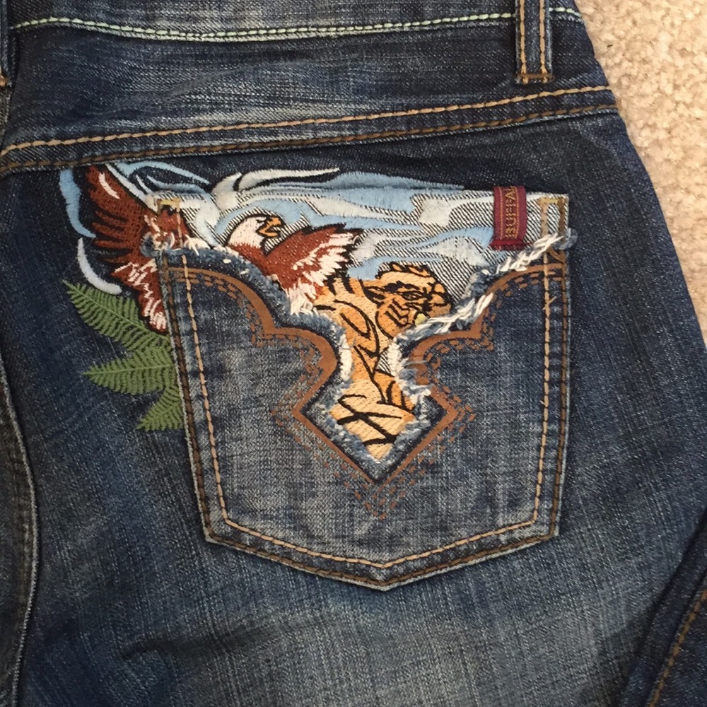 Buffalo jeans fame!
